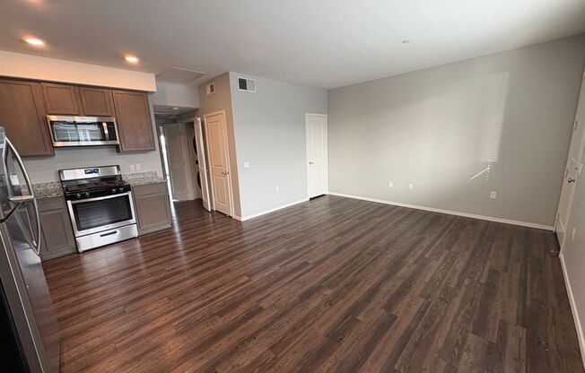 2 beds, 2 baths, 900 sqft, $2,895, Unit 126-304