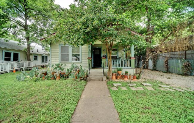 2002 Willow Street