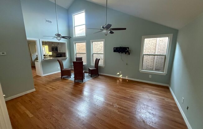 2 Bedroom, 2 Bath Home in Rosser Village!!!