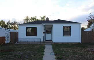 Charming 3 BR/1 BA  Home located In Villa Grove