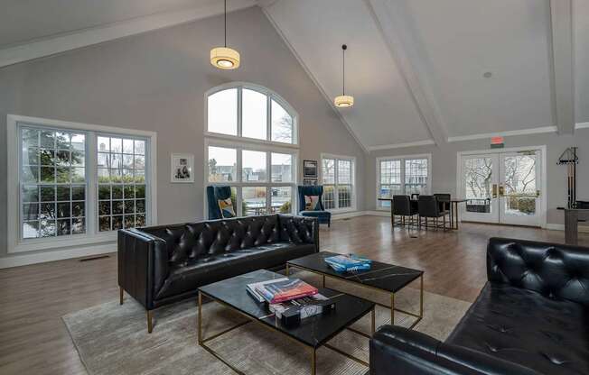 Resident Lounge at Camden Place, Dublin, OH 43016