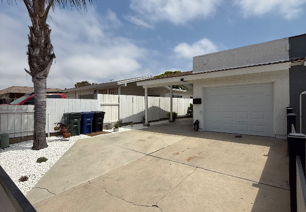 1413 TOBIAS DR
