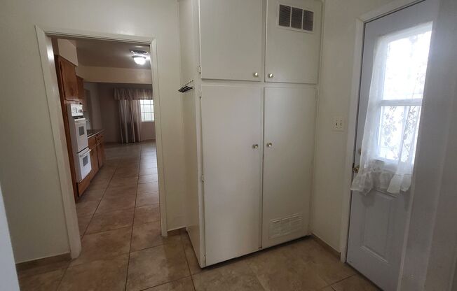 3 beds, 2 baths, $1,850