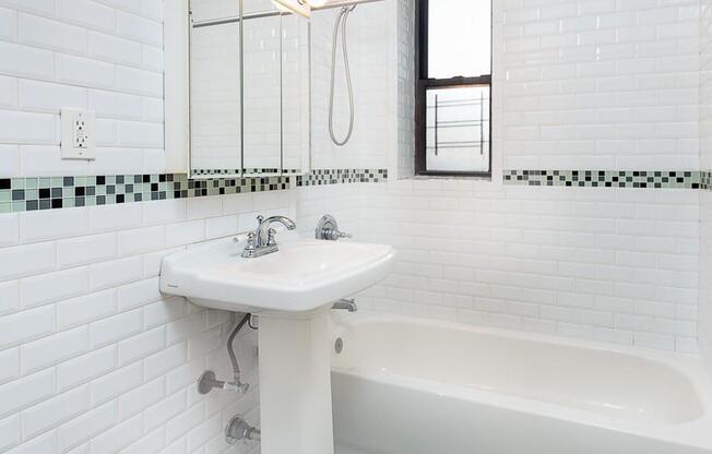 43 42 45 ST