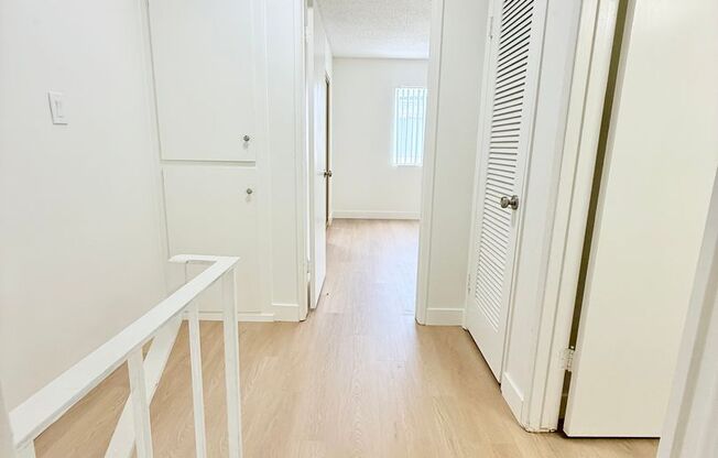 2 beds, 1.5 baths, 1,000 sqft, $2,395, Unit L-2