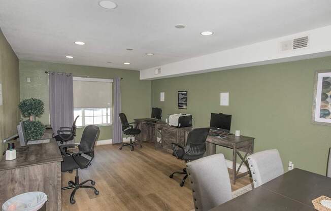 River Pointe business center