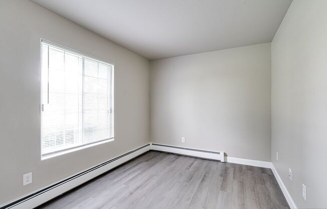 2 beds, 1 bath, 850 sqft, $1,199, Unit CC104