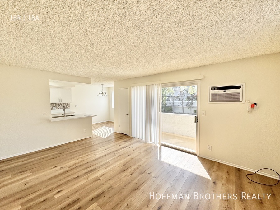 17821 Sherman Way