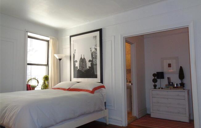 Studio, 1 bath, 550 sqft, $2,195, Unit 2M