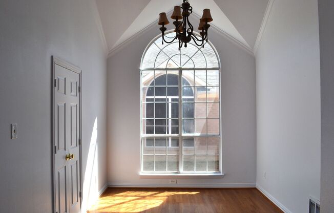 For Lease 3 Bed 2 Bath 2 car 1889 Sqft 1 story - walk to Rice Middle School