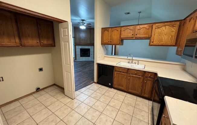 3 bed in Moore schools new paint, ready for move in!