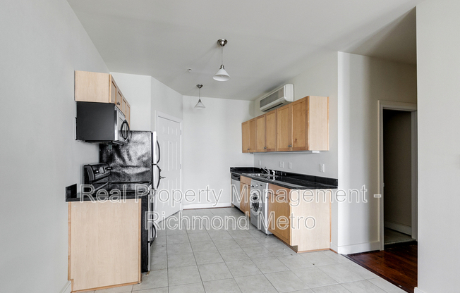 1321 1/2 E. Main St.