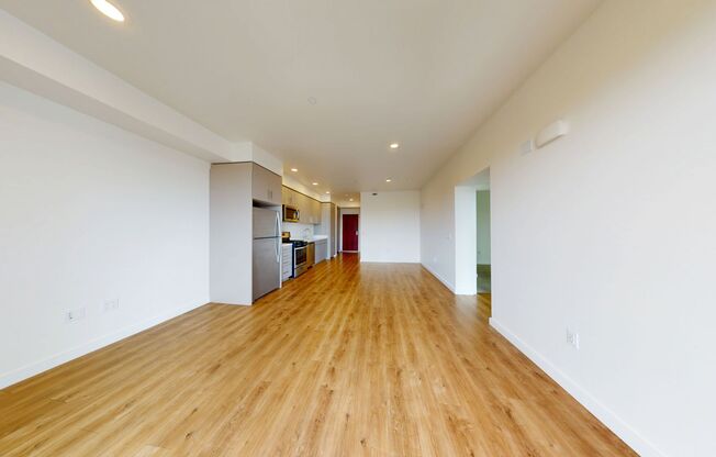 2 beds, 1 bath, 850 sqft, $2,745, Unit 411