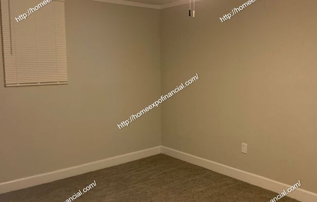 3 beds, 1 bath, $2,295