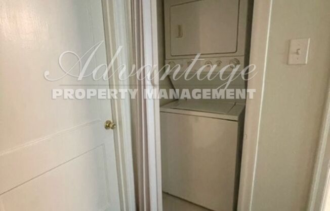 2 beds, 1 bath, $1,275