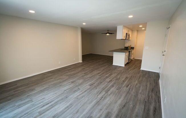1 bed, 1 bath, 600 sqft, $1,998, Unit 312