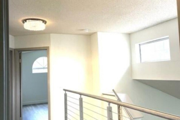 23220 W VAIL DR