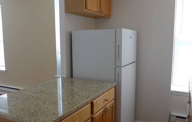 1 bed, 1 bath, 673 sqft, $1,795, Unit 205