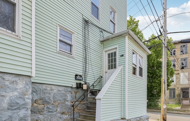 354 JENCKS ST