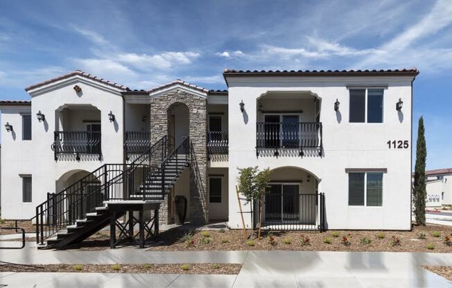 Montecito Apartment Homes