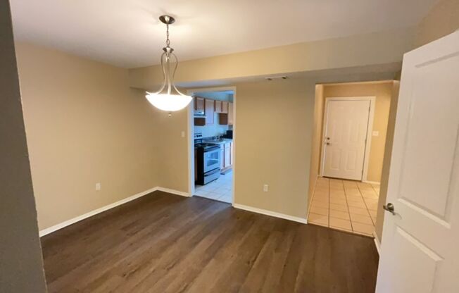 3 beds, 2.5 baths, $1,600, Unit # 310