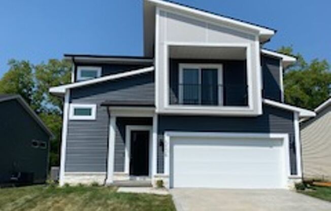 4 Bedroom, 2.5 Bathroom, Finished Basement - New Construction Urbandale Home