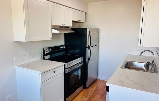 2 beds, 1 bath, 750 sqft, $1,995, Unit #6