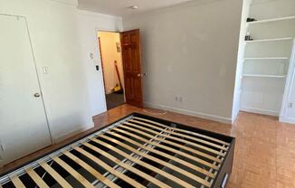 1904 N Woodley ST Master