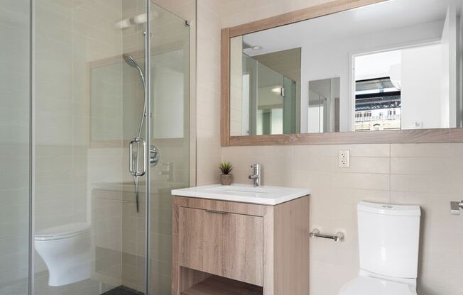 2 beds, 2 baths, 888 sqft, $6,150, Unit 8E