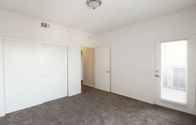 2 beds, 2 baths, 1,047 sqft, $2,695, Unit 412