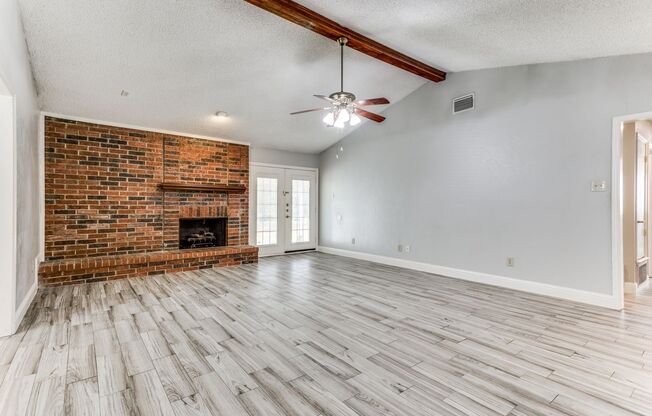 Beautiful 4BD Home with Scenic Park Views