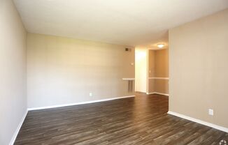 1 bed, 1 bath, 800 sqft, $1,170, Unit 014