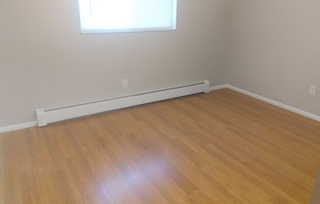 Charming 2-Bedroom Apartments with Mountain Views in Colorado Springs!