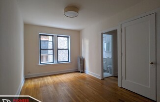 2700 N Spaulding Ave