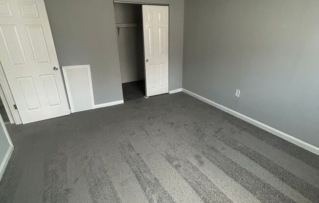 1 bed, 1 bath, 625 sqft, $1,325, Unit F02