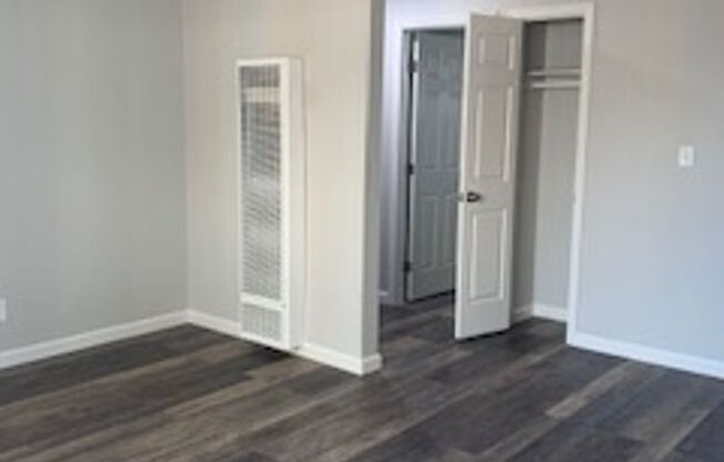 2 beds, 1 bath, 530 sqft, $2,695, Unit 032