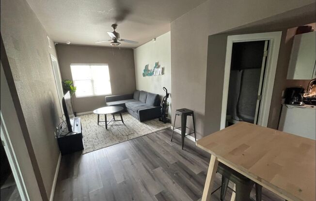 3 beds, 2 baths, 1,450 sqft, $1,800, Unit #303