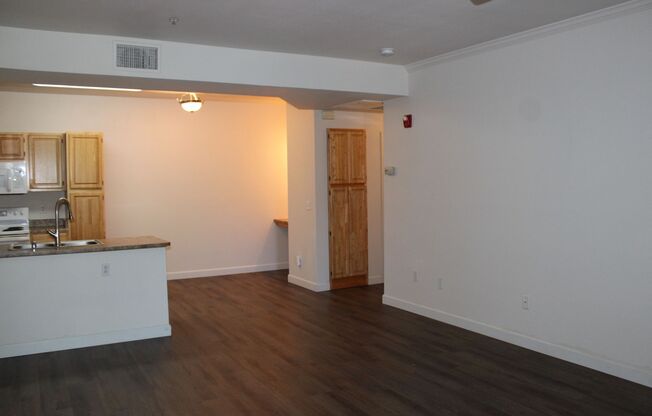 501 Gibson Dr #1921