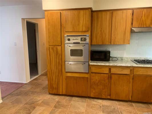 3 beds, 2 baths, $3,600, Unit 2