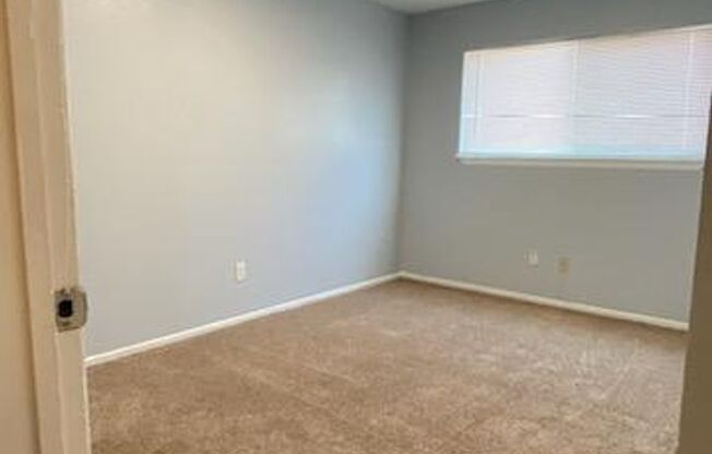 1 bed, 1 bath, 580 sqft, $699, Unit 2815-30