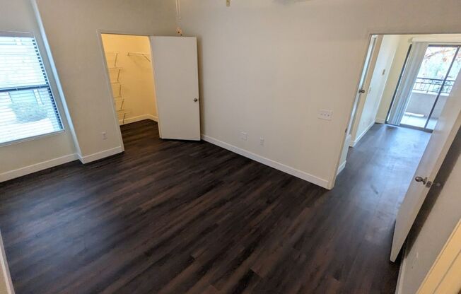 2 beds, 2 baths, $1,375, Unit # 1044