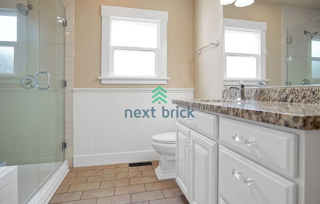 3 beds, 1 bath, $2,695