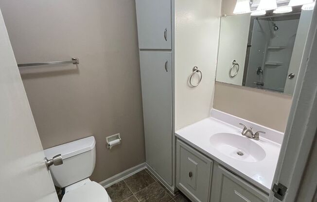 1 bed, 1 bath, 769 sqft, $1,109, Unit 7518-01