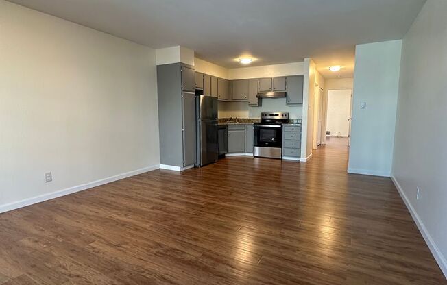 1 bed, 1 bath, 644 sqft, $2,850, Unit #4