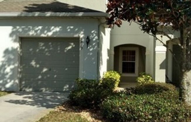 Beautiful Garage Townhouse