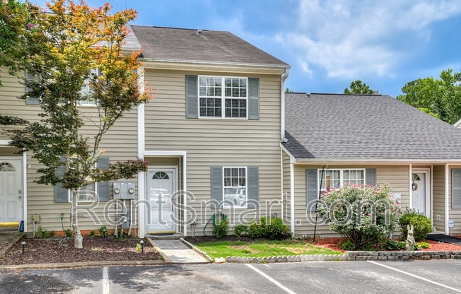 4686 BROOKWOOD LN