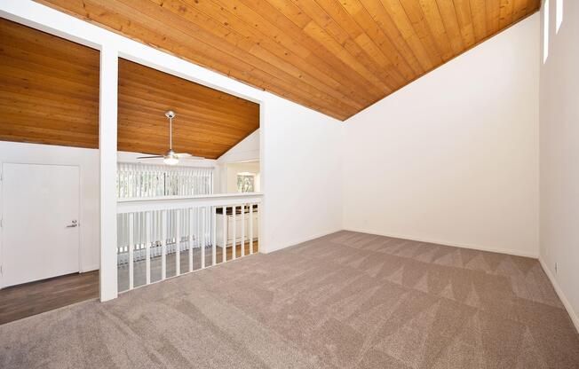 1 bed, 1 bath, 725 sqft, $2,445