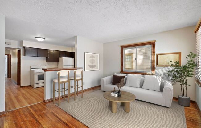 279 - 281 Queen Avenue North