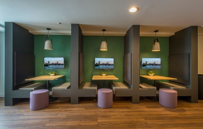 cambridge park apartment clubroom