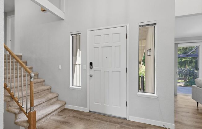 Spacious Tri-Level Home in West Lake Sammamish with Luxurious Features and Prime Location